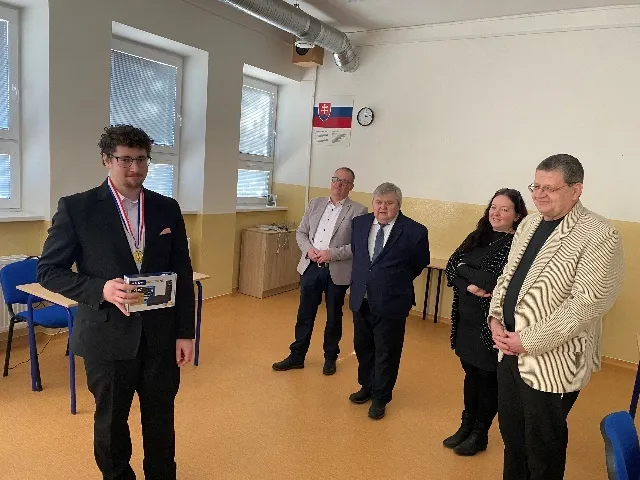 Modely na stlačený vzduch pred porotou